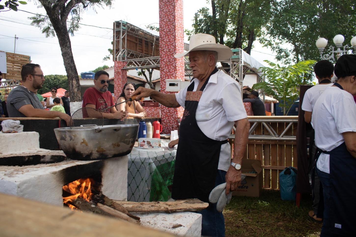 Festa da Quitanda movimenta Cocais com shows e gastronomia típica