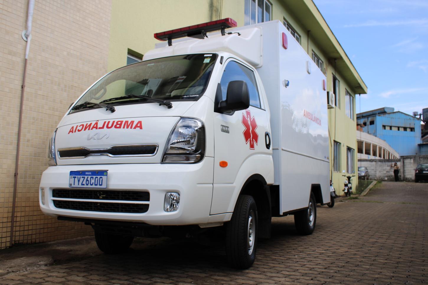 Nova ambulância 4x4 reforça atendimento em distrito de Barão de Cocais